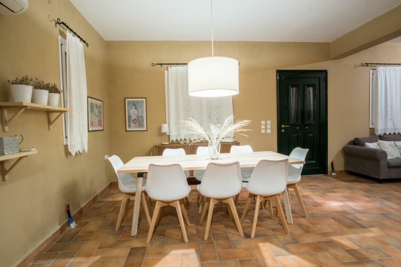 Almond Trees Cottage Διβαράτα Εξωτερικό φωτογραφία