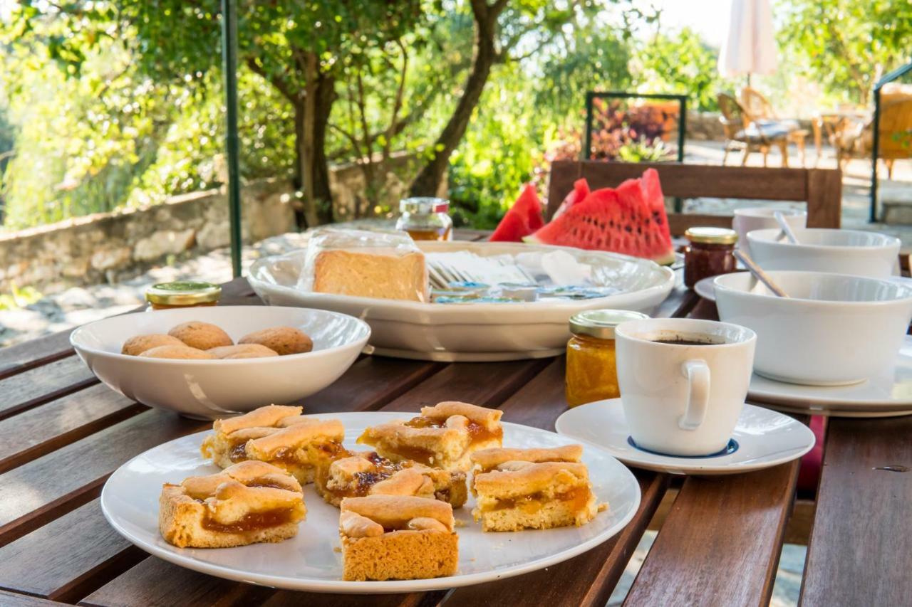 Almond Trees Cottage Διβαράτα Εξωτερικό φωτογραφία